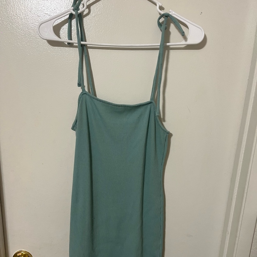 Shoulder tie mini dress